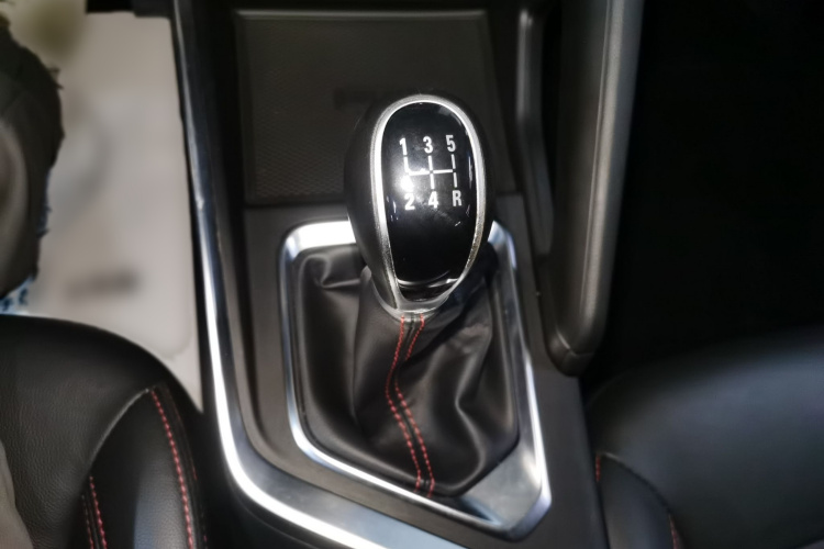 吉利汽车 远景X3 2021款 PRO 1.5L 手动精英型局部细节18