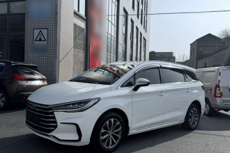 比亚迪 宋MAX 2021款 升级版 1.5T 自动豪华型 7座