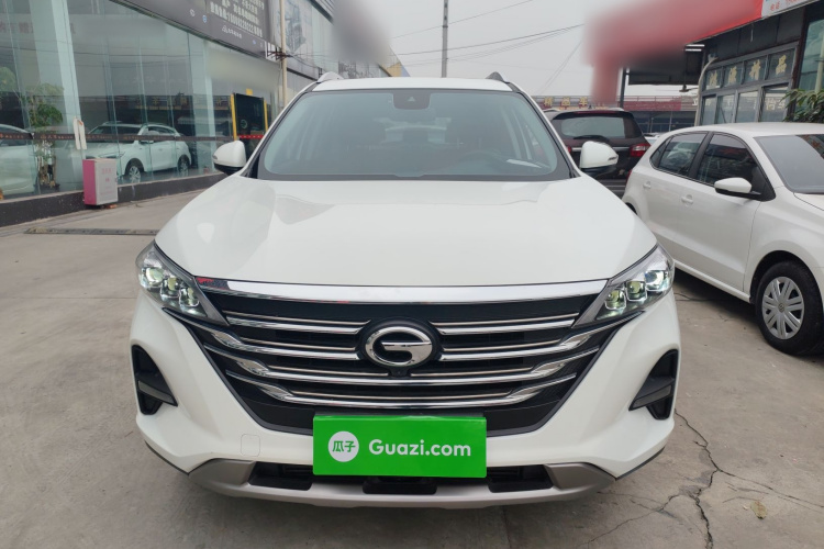 广汽传祺 传祺GS5 2021款 进阶款 270T 科技智领版车身外观2