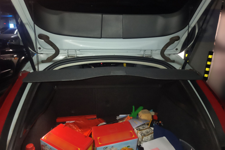 沃尔沃V40 2016款 T3 智逸版中控内饰23