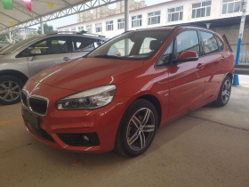 宝马2系旅行车 2016款 218i 运动设计套装