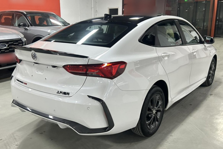 别克 威朗 2023款 Pro GS 疾风版车身外观6004