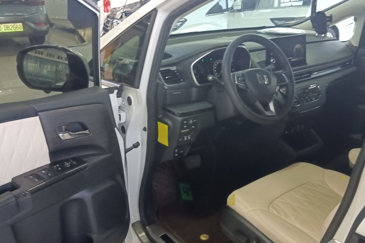 本田 艾力绅 2022款 2.0L e:HEV 经典版中控内饰20