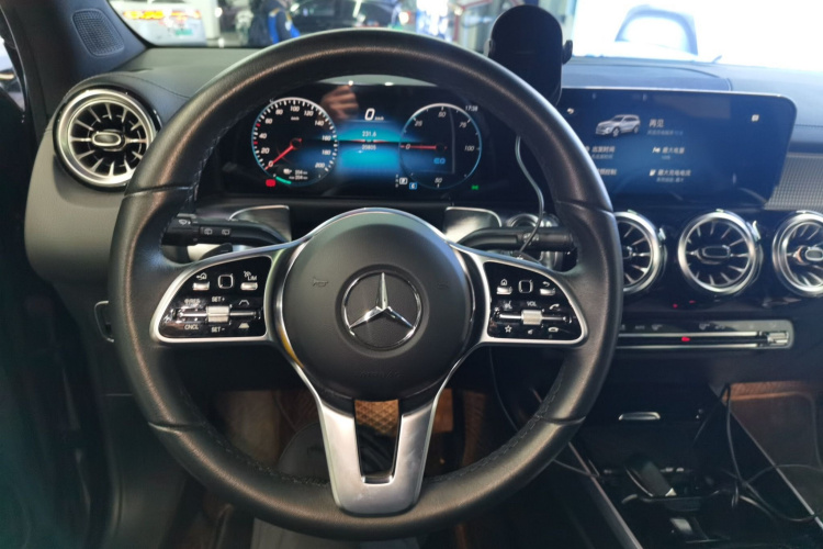 奔驰EQB 2022款 EQB 260局部细节13