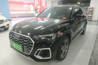 奥迪Q5L 2022款 45T 豪华动感型