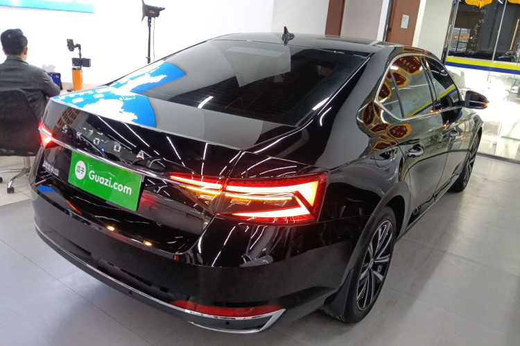 斯柯达 速派 2023款 改款 TSI280 DSG尊享版车身外观7