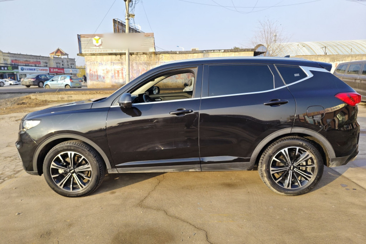 魏牌 VV6 2021款 2.0T 四驱智驭+车身外观4