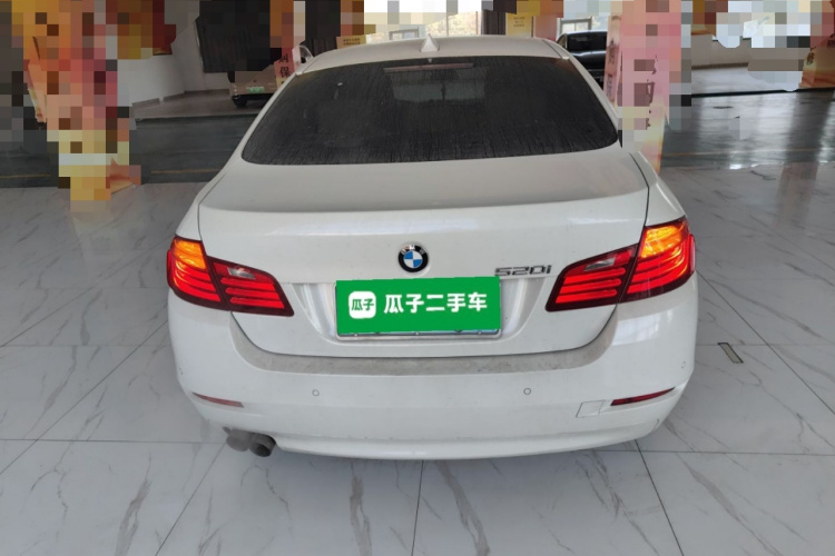 宝马5系(进口) 2015款 520i 典雅型车身外观6