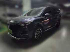 荣威iMAX8 2021款 400TGI Supreme系列尊荣版