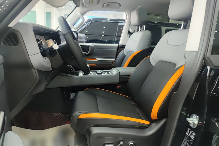 北京越野 北京BJ40 2024款 2.0T 全新城市猎人版 侠客型局部细节19