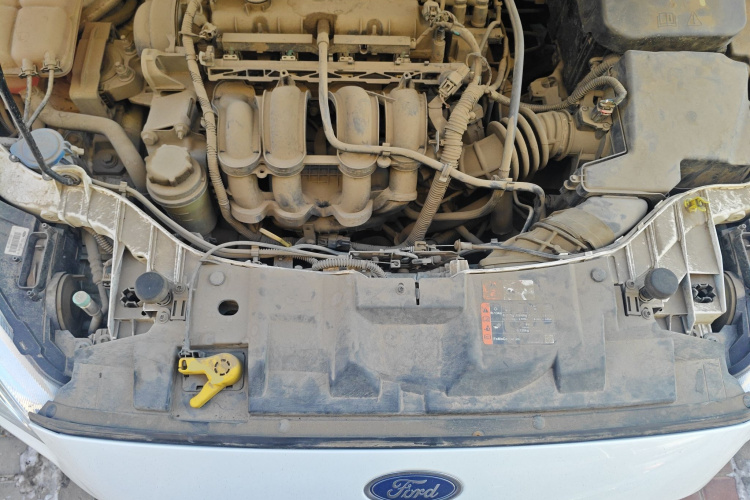 福特 福克斯 2017款 两厢 1.6L 手动舒适型智行版局部细节24