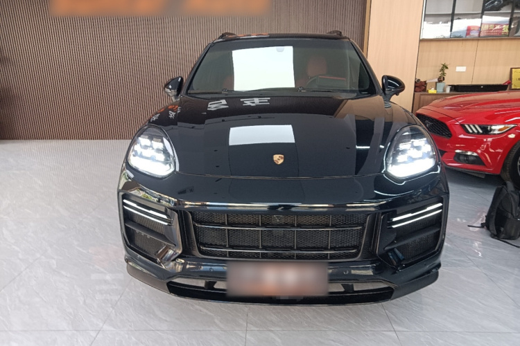 保时捷 2016款 Cayenne 3.0T车身外观2