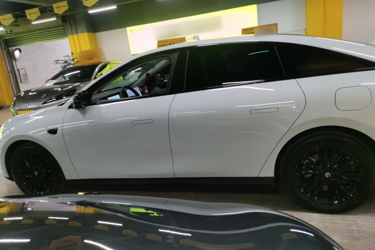 零跑汽车 零跑C01 2024款 增程 216舒享版车身外观4