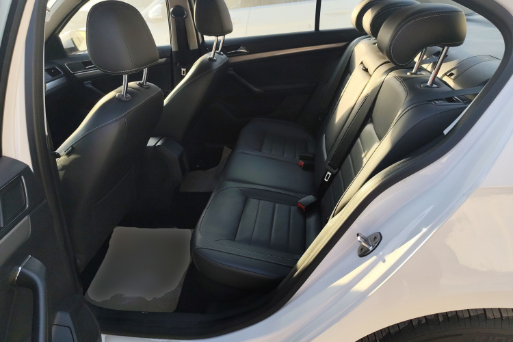 大众 朗逸 2017款 1.6L 自动舒适版中控内饰21