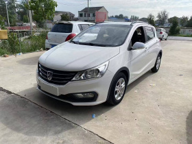 宝骏310 2016款 1.2L 手动豪华型