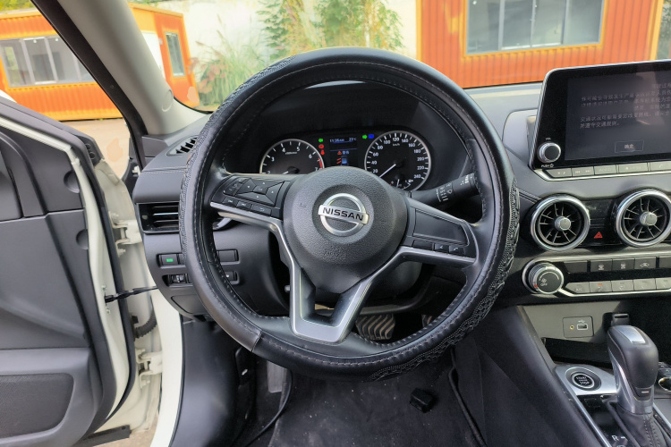 日产 轩逸 2020款 1.6L XL CVT智享版局部细节13