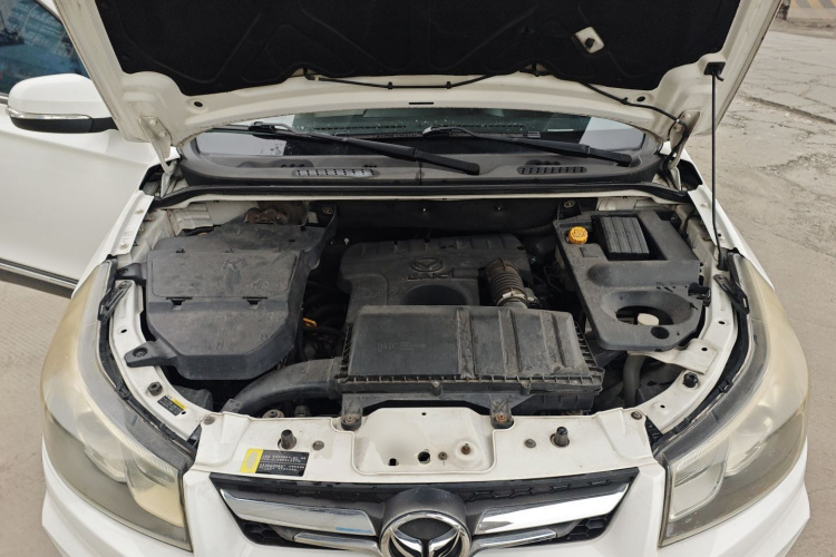 北汽幻速S3 2017款 1.5L 手动豪华型机舱底盘24