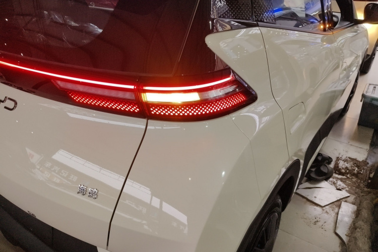 比亚迪 海鸥 2025款 305km 活力版车身外观9