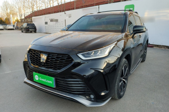 丰田 皇冠陆放 2022款 2.5L HEV四驱旗舰版