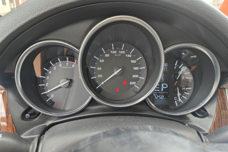 众泰SR9 2017款 2.0T 自动极致之梦版局部细节14