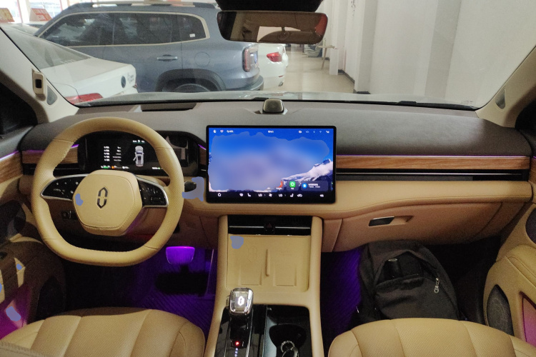 鸿蒙智行 问界M7 2024款 1.5T 后驱Plus版 5座中控内饰12