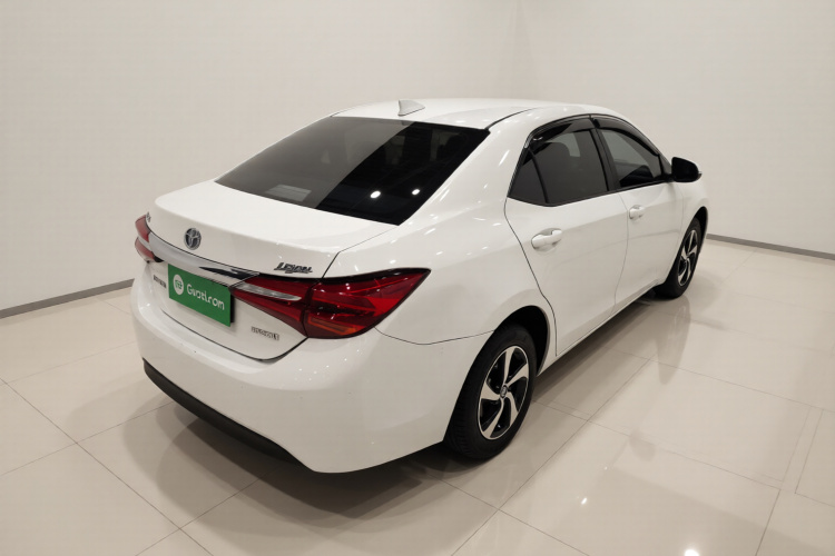 丰田 雷凌 2017款 改款双擎 1.8H GS E-CVT精英天窗版 国V车身外观7