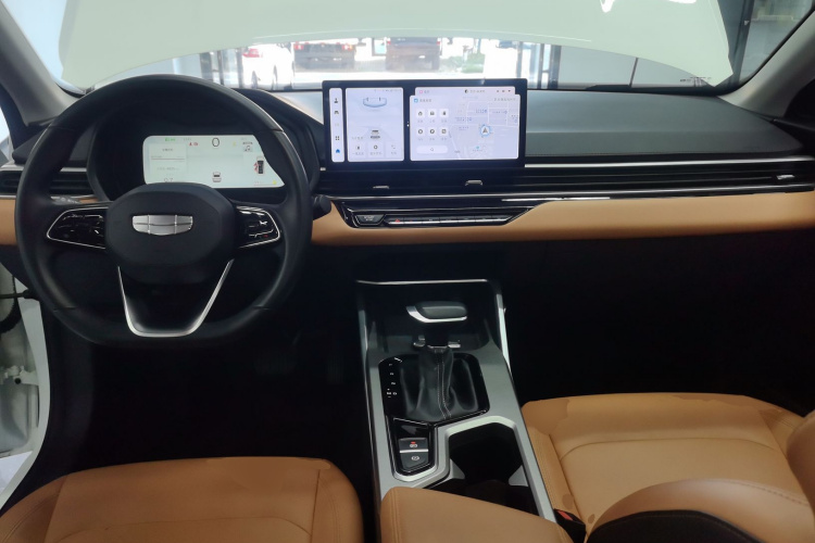 吉利汽车 帝豪 2025款 第4代 1.5L CVT旗舰型中控内饰12