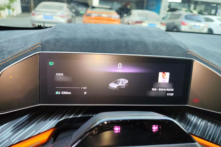 极氪001 2023款 YOU版 100kWh局部细节14