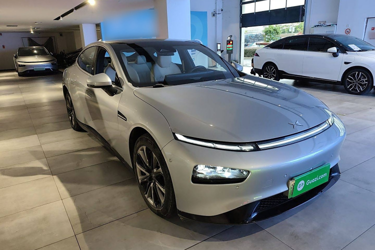 小鹏P7 2021款 480N车身外观6002