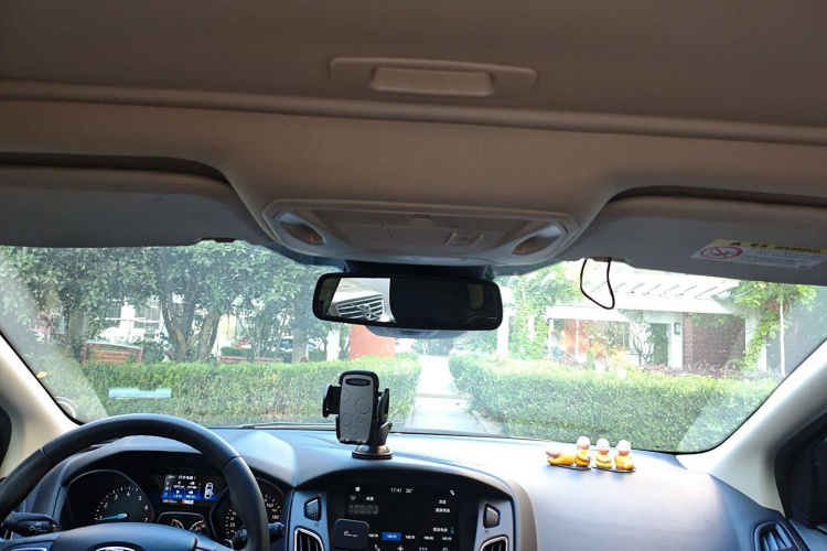 福特 福克斯 2017款 两厢 EcoBoost 180 自动运动型局部细节22