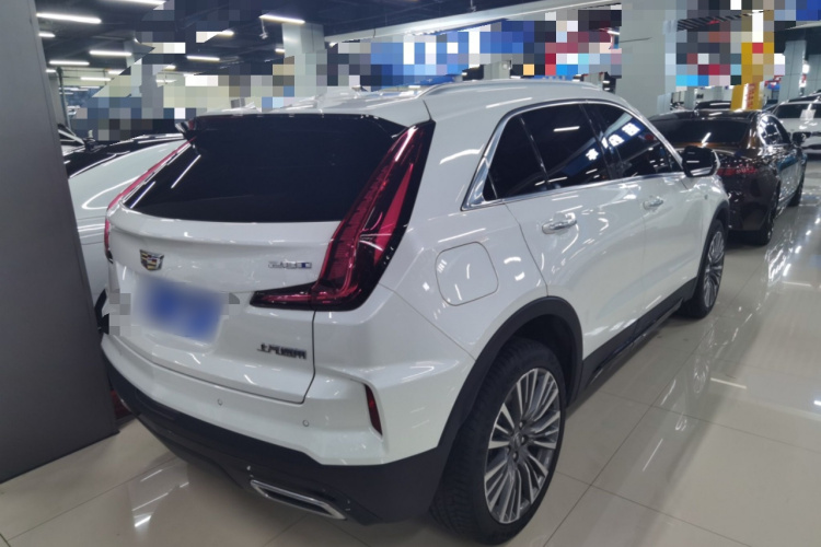 凯迪拉克XT4 2024款 28T 两驱尊贵型车身外观6003