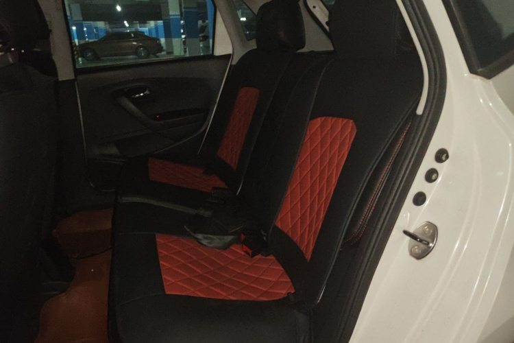 大众 Polo 2013款 1.6L 自动舒适版中控内饰21