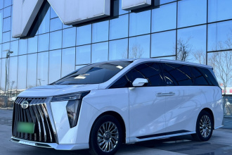 广汽传祺 传祺M8 2025款 宗师系列 超级混动版