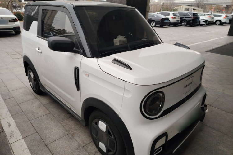 吉利银河 2025款 210km 熊猫骑士车身外观3