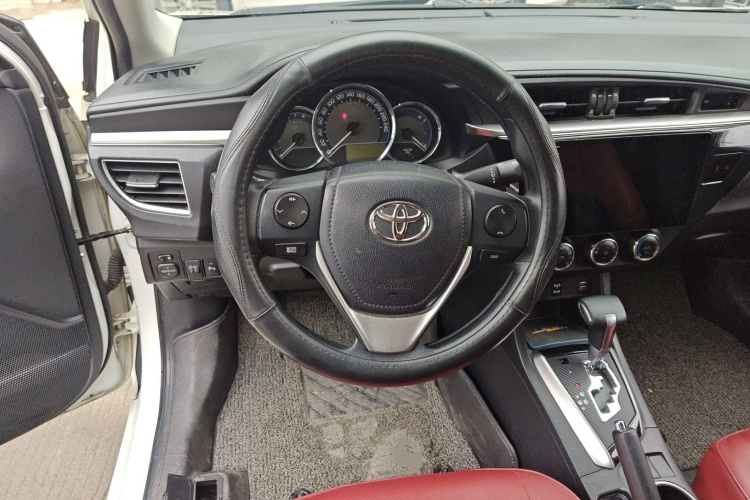 丰田 雷凌 2016款 1.6G CVT精英版中控内饰13