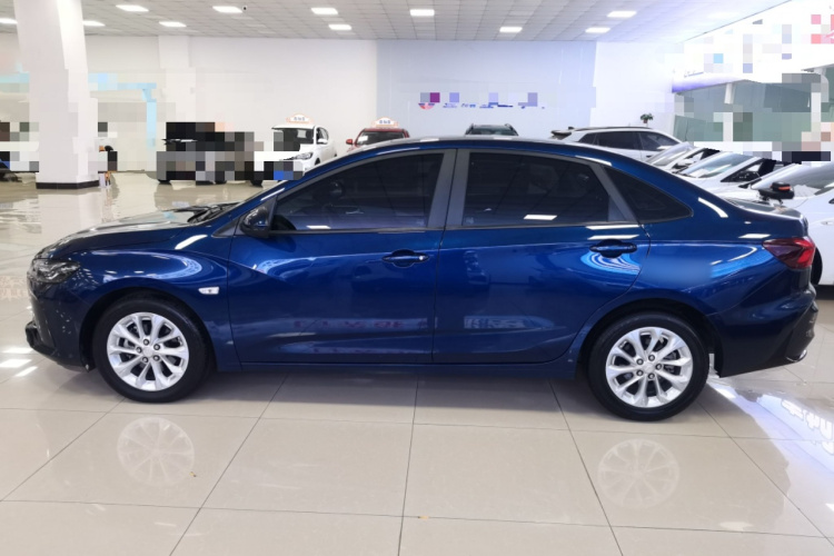 雪佛兰 科鲁泽 2023款 1.5L 双离合悦享版车身外观4