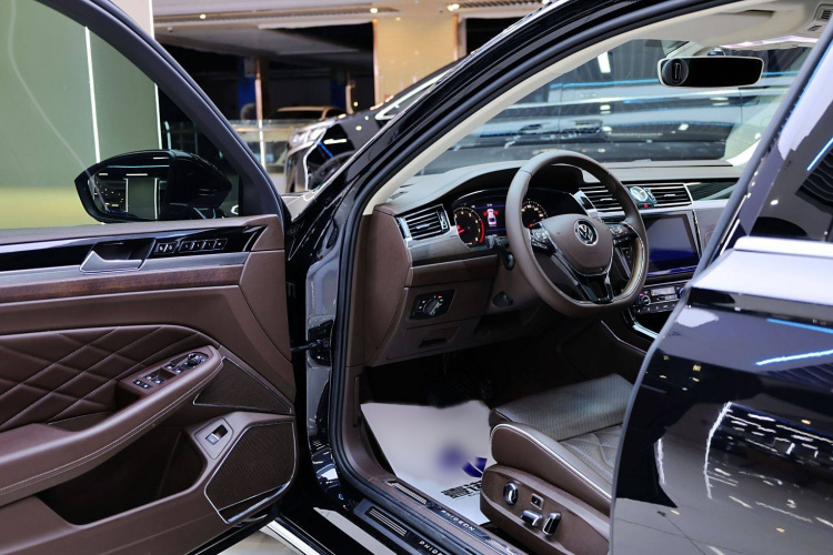 大众 辉昂 2021款 380TSI 尊贵版中控内饰7001