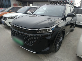 蓝电E5 2023款 1.5L DE-i 100KM畅享型 7座