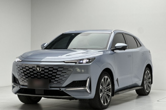 长安UNI-K 2021款 2.0T 全轮驱动尊贵型