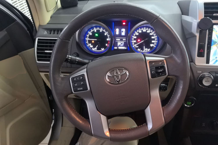 丰田 普拉多 2016款 3.5L 自动TX-L局部细节13