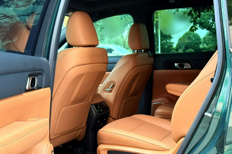 理想汽车 理想ONE 2021款 增程6座版车身外观6005