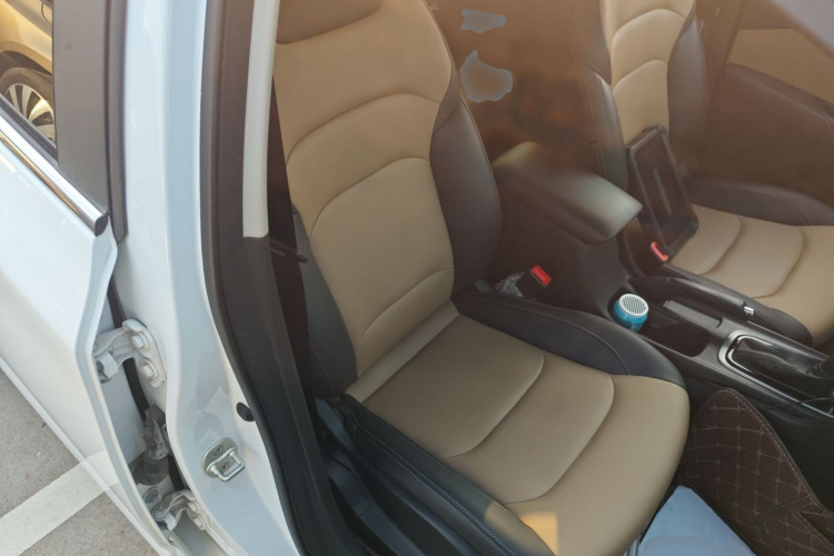 雪佛兰 科鲁泽 2022款 320 自动悦享天窗版局部细节41