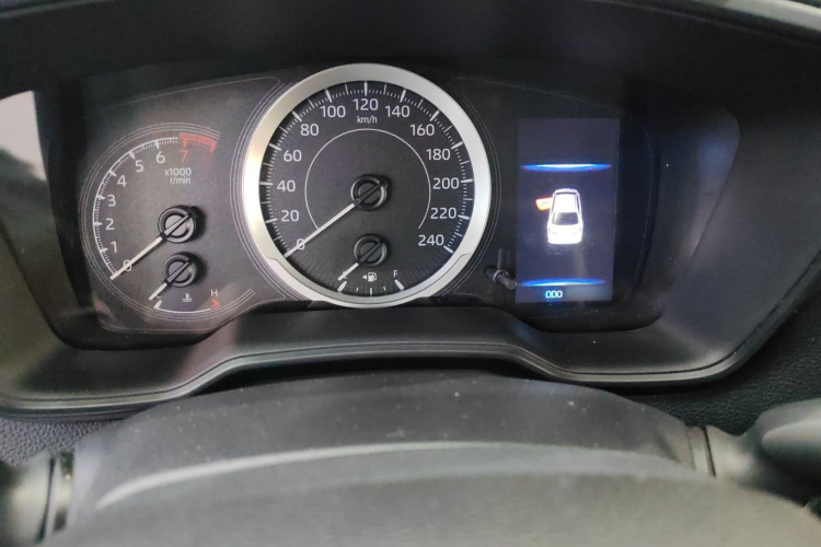 丰田 亚洲狮 2021款 2.0L 豪华版局部细节14