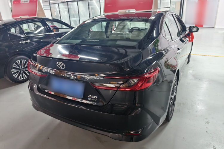 丰田 凯美瑞 2024款 双擎 2.5HG 尊贵版车身外观6006