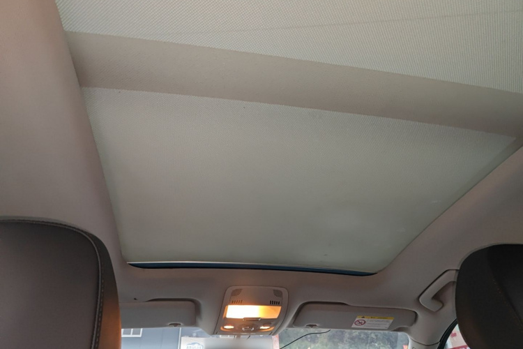 奥迪Q5 2016款 40 TFSI 技术型中控内饰22