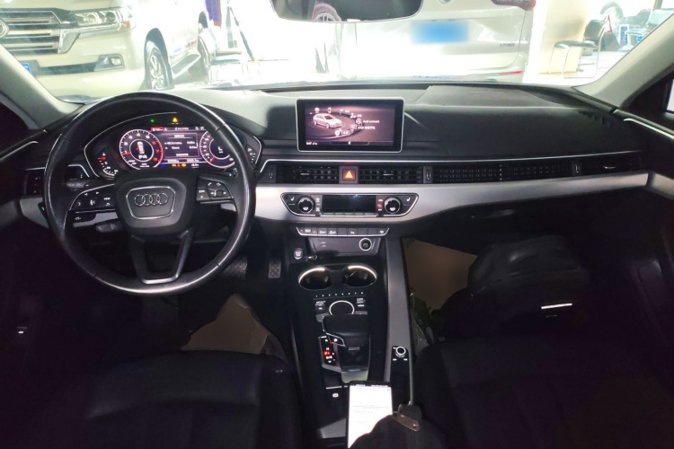 奥迪A4(进口) 2020款 Avant 先锋派 40 TFSI 时尚动感型中控内饰12