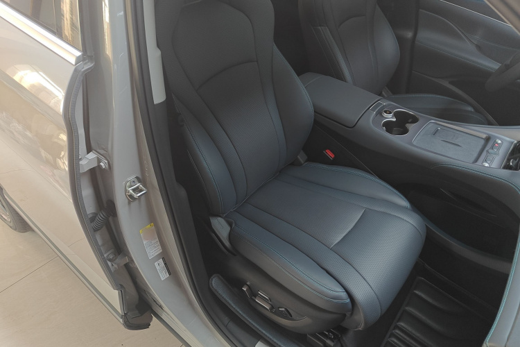 比亚迪 海狮07 DM-i 2025款 150 领航+版局部细节41