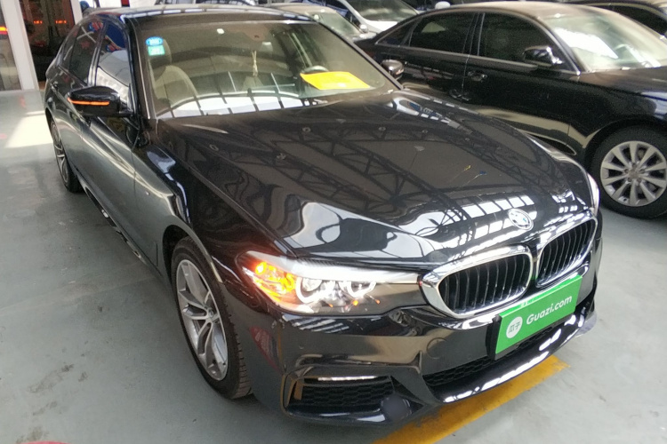 宝马5系 2019款 525Li M运动套装车身外观6002