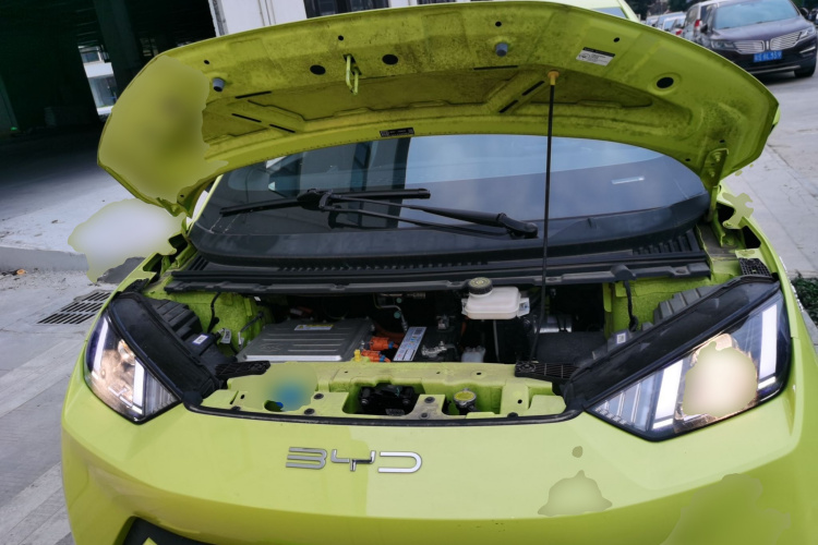 比亚迪 海鸥 2023款 活力版机舱底盘24