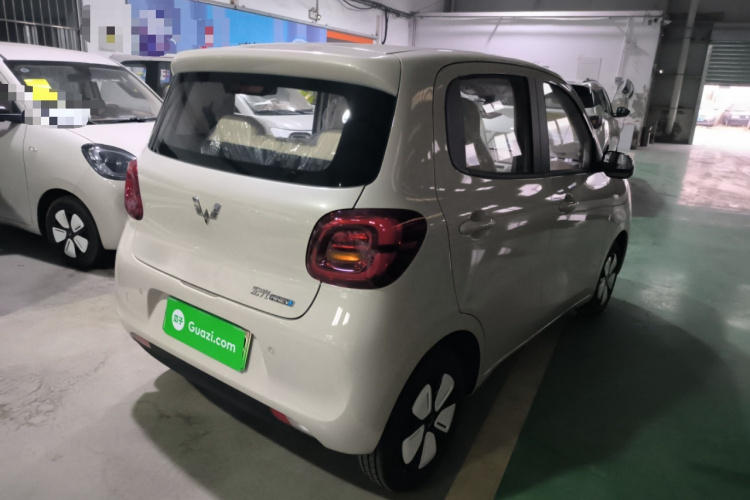 五菱汽车 宏光MINIEV 2025款 四门版 进阶款车身外观7